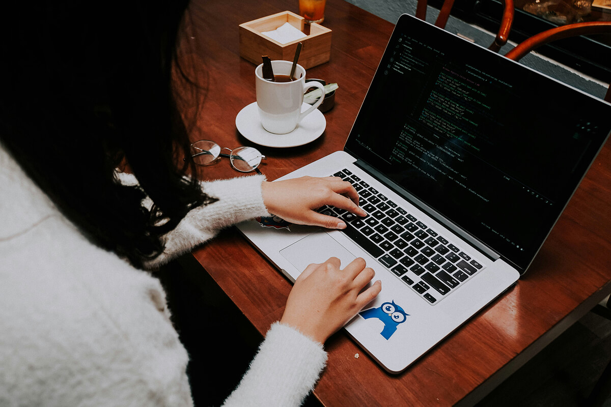 AI MVP development agency meeting - Photo by Christina Morillo on Pexels