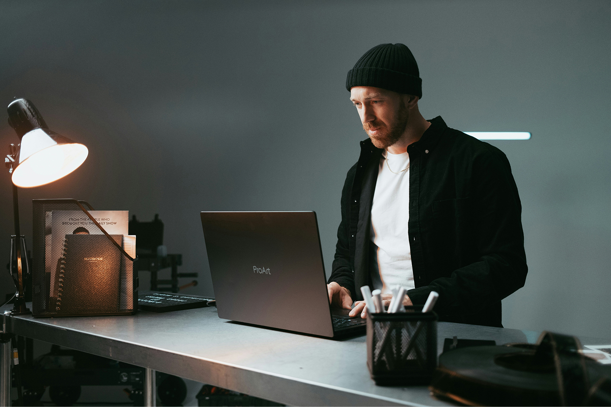 ai powered software engineering paradigm shift — team collaborating on whiteboard - Photo by Thirdman on Pexels